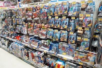 當奧特曼遇見假面騎士 東映的跨界營銷與玩具帝國